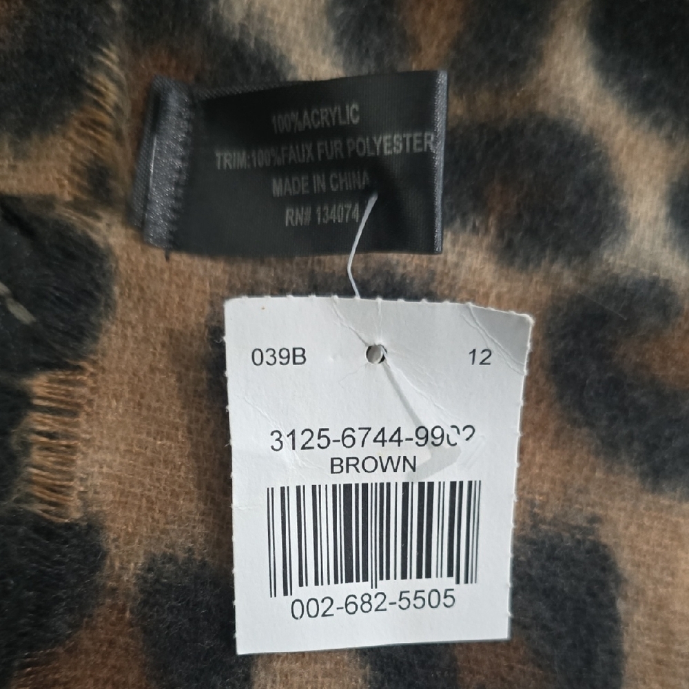 Animal Print Shawl Cape with Faux Fur Trim, One Size, Brown/Cream - Picture 7 of 7